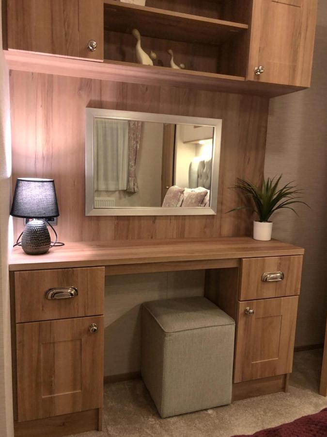 Norfolk Caravan Staycation Pet Friendly Belton with Browston Eksteriør billede