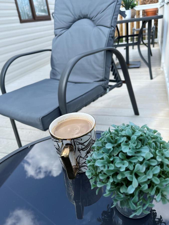 Norfolk Caravan Staycation Pet Friendly Belton with Browston Eksteriør billede