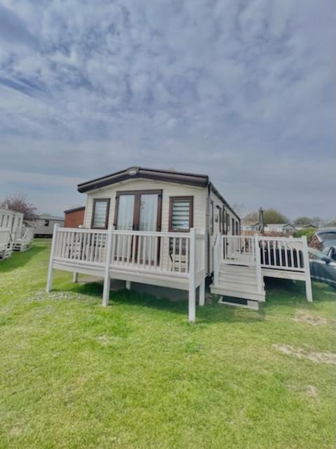 Norfolk Caravan Staycation Pet Friendly Belton with Browston Eksteriør billede
